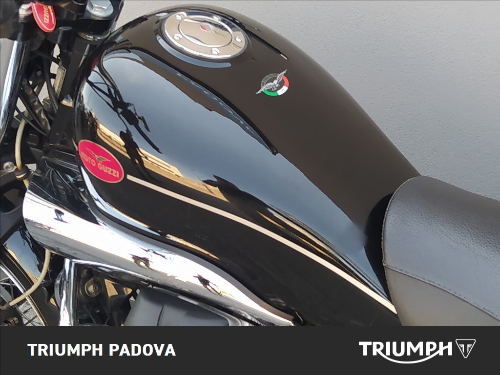 MOTO GUZZI Nevada 750 Classic