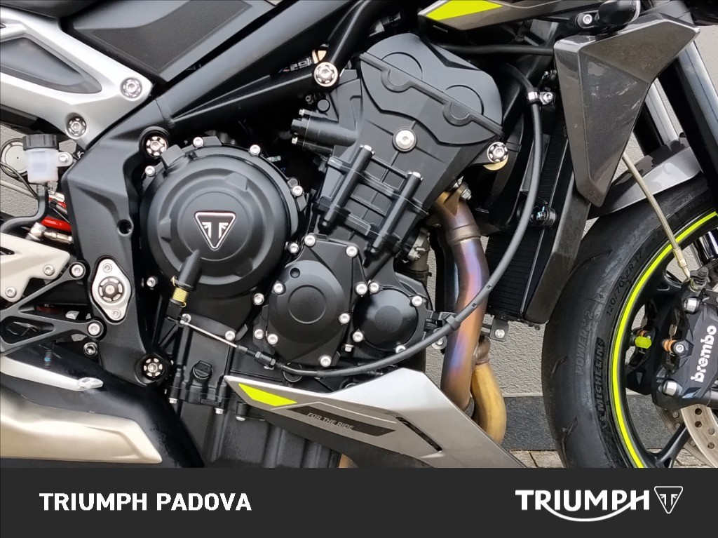 TRIUMPH Street Triple 765 R