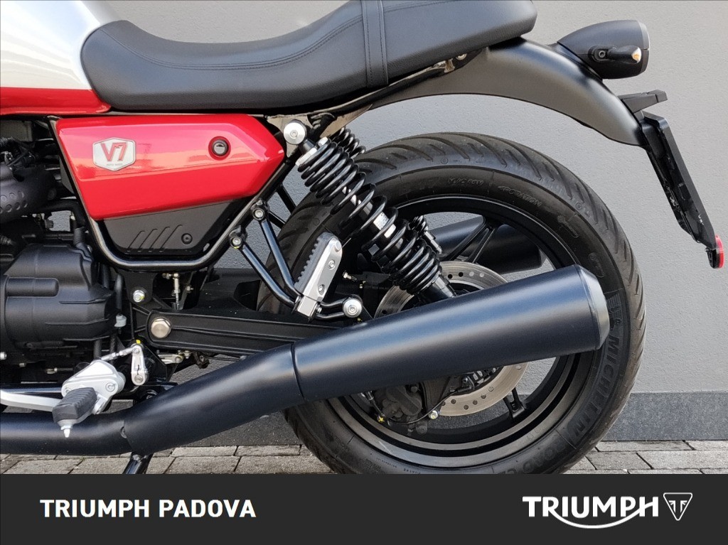MOTO GUZZI V7 850 Stone Corsa Abs