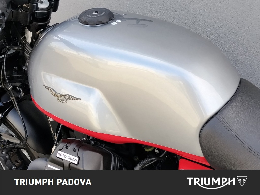 MOTO GUZZI V7 850 Stone Corsa Abs