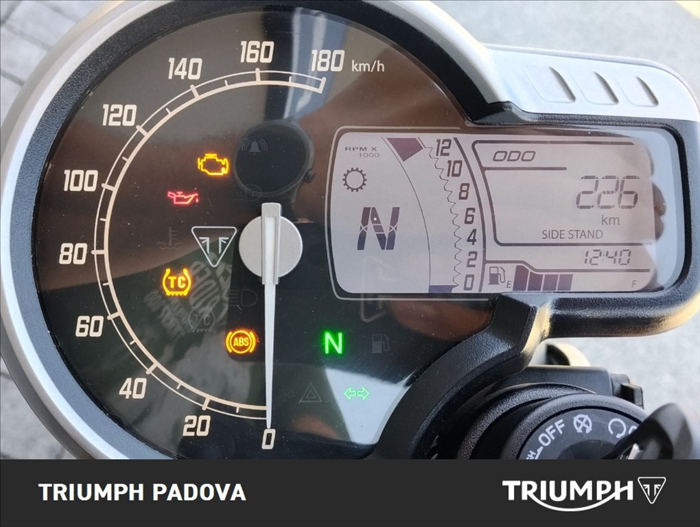 TRIUMPH Speed 400 Abs