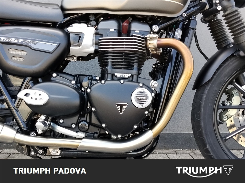 TRIUMPH Street Twin 900 