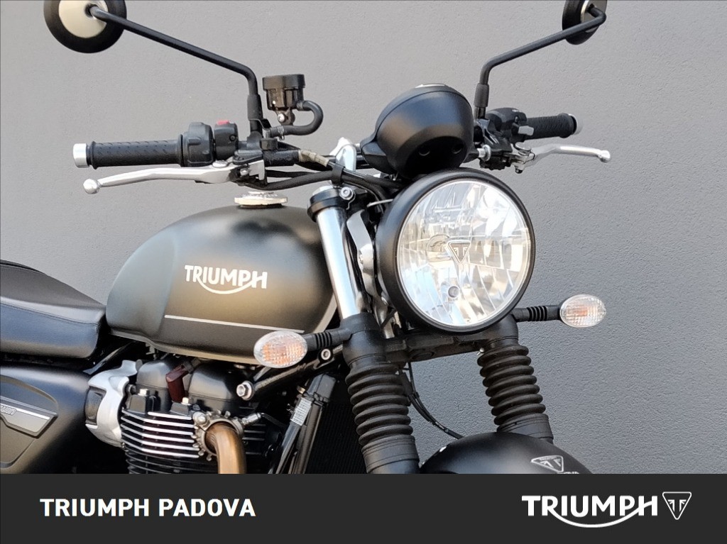 TRIUMPH Street Twin 900 