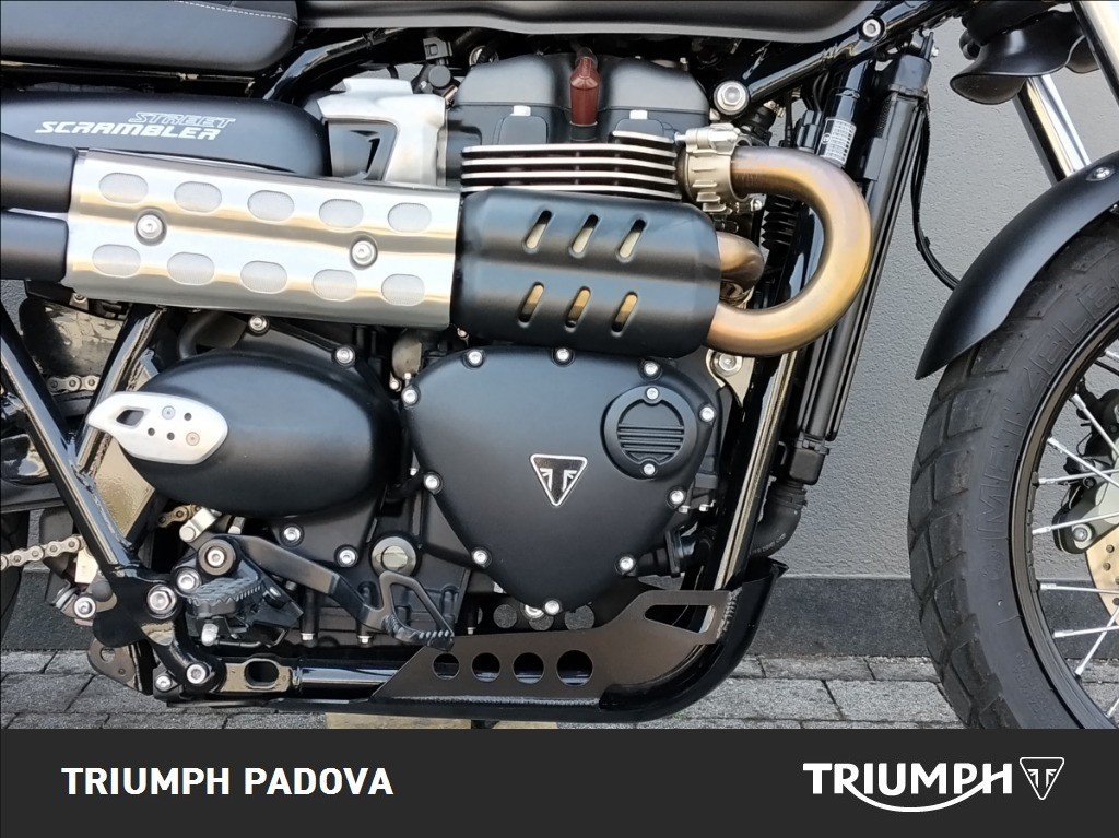 TRIUMPH Street Scrambler 900 Sandstorm