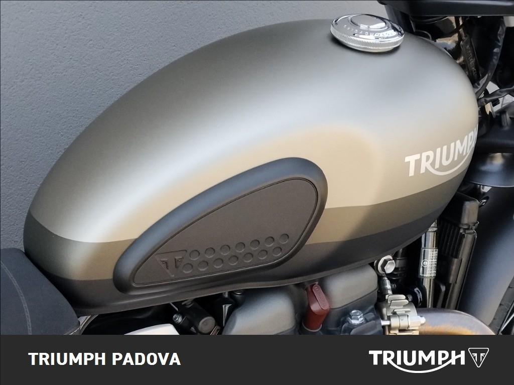 TRIUMPH Street Scrambler 900 Sandstorm
