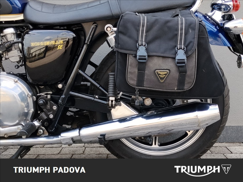 TRIUMPH Bonneville 865 SE