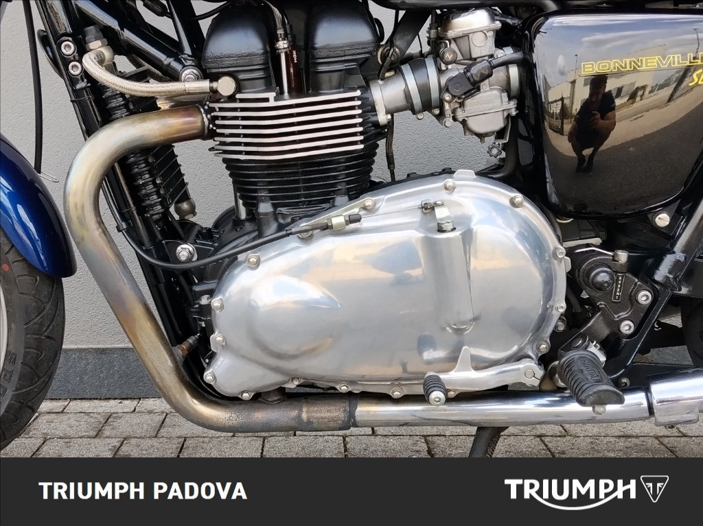 TRIUMPH Bonneville 865 SE