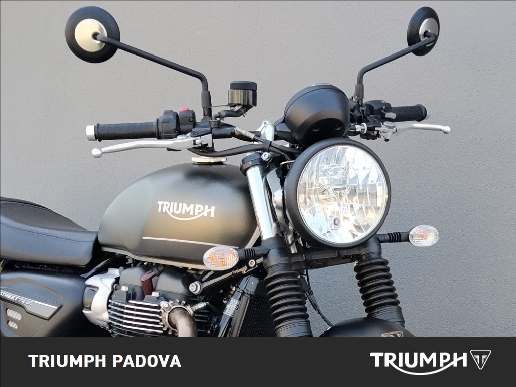TRIUMPH Street Twin 900 