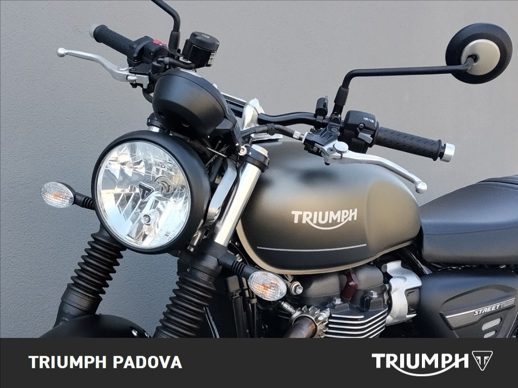 TRIUMPH Street Twin 900 