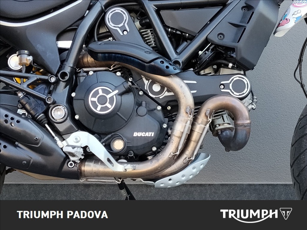 DUCATI Scrambler 800 Desert Sled Red
