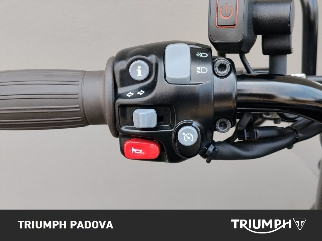 TRIUMPH Bonneville 1200 T120 Black Abs E5+