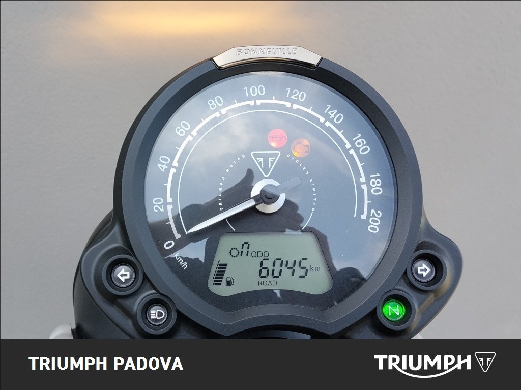 TRIUMPH Scrambler 900 Chrome Edition Abs E5