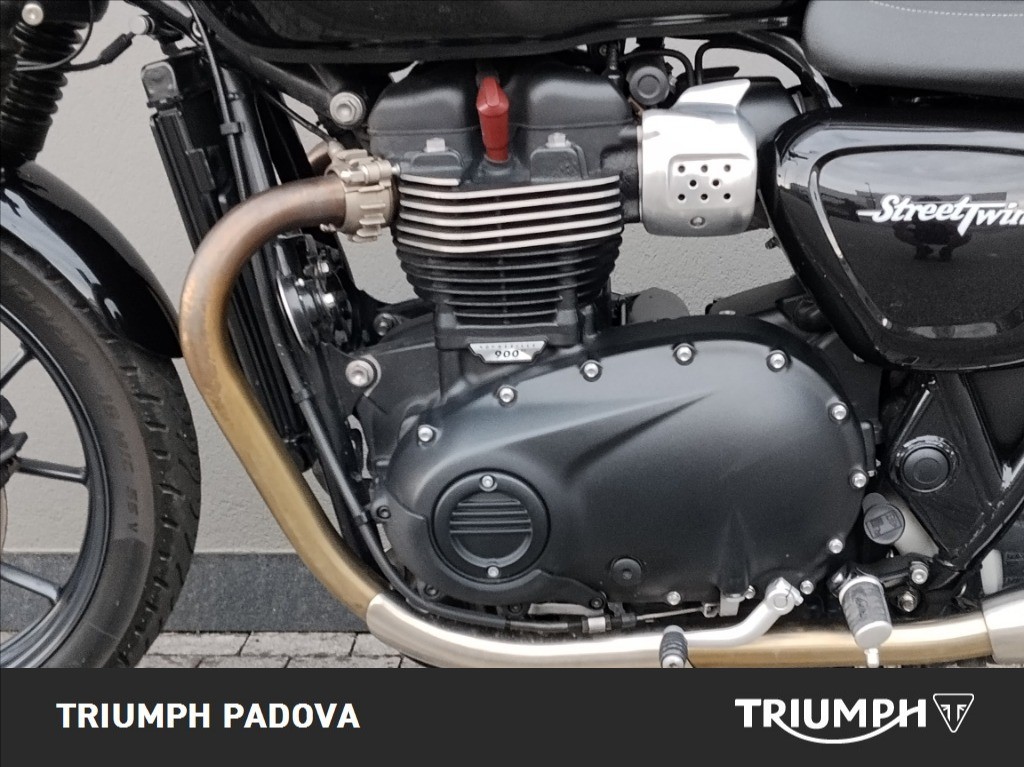 TRIUMPH Street Twin 900 