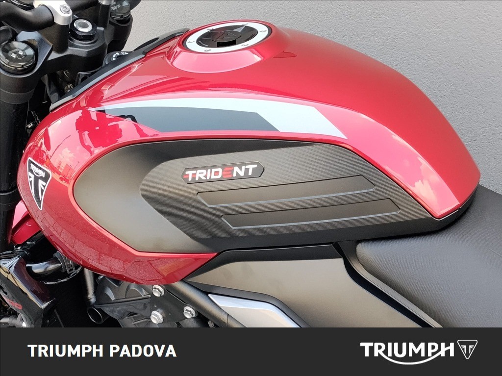 TRIUMPH Trident 800 Carnival Red Abs