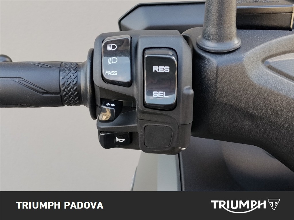YAMAHA X-Max 300 Abs