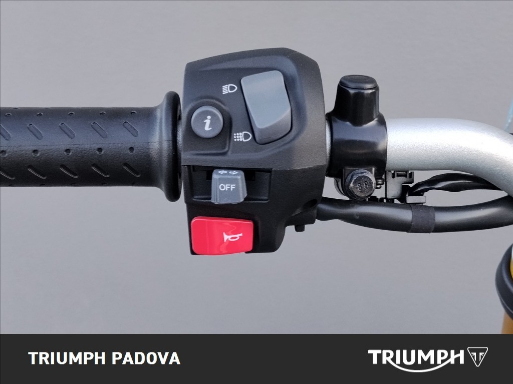 TRIUMPH Speed 400 Abs