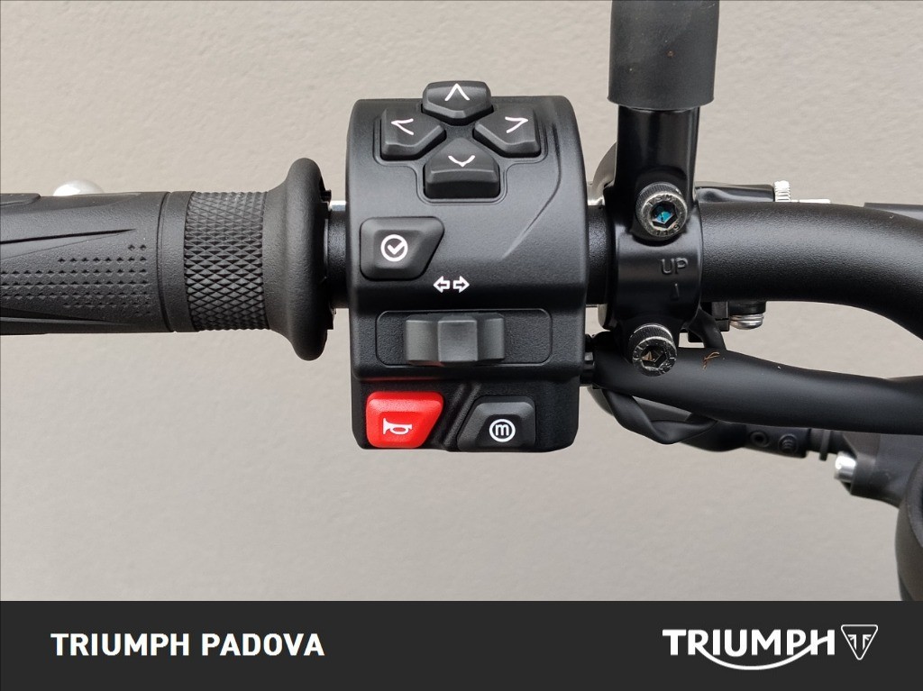 TRIUMPH Trident 800 Jet Black Abs