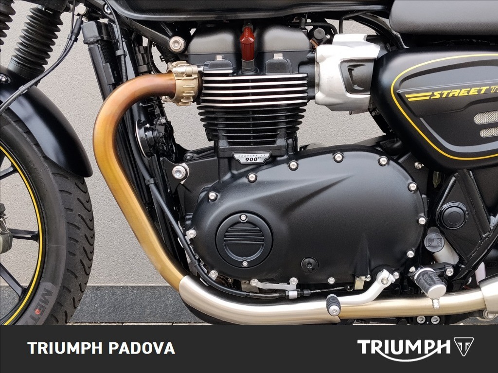 TRIUMPH Street Twin 900 Gold Line